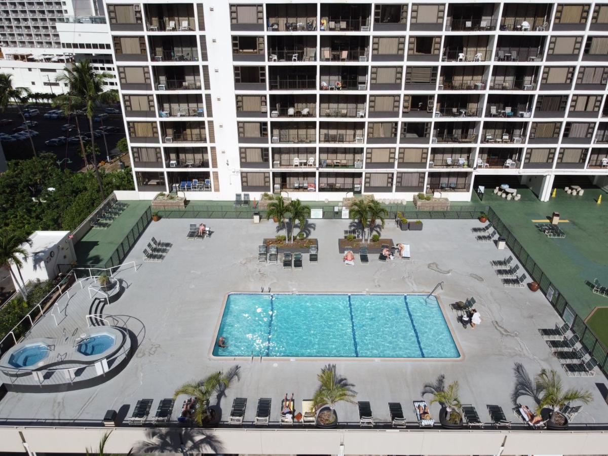 Renovated Ocean View Suite, Near Beach, Free Parking ホノルル エクステリア 写真