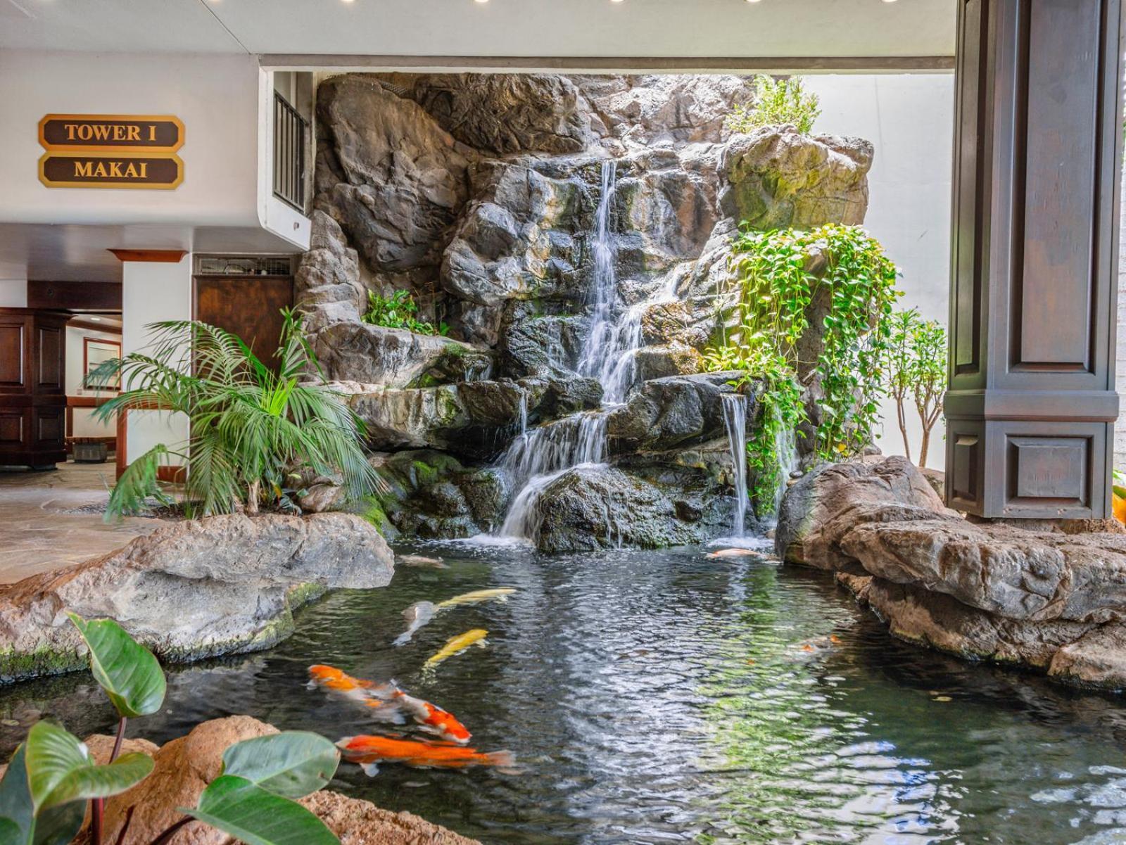 Renovated Ocean View Suite, Near Beach, Free Parking ホノルル エクステリア 写真