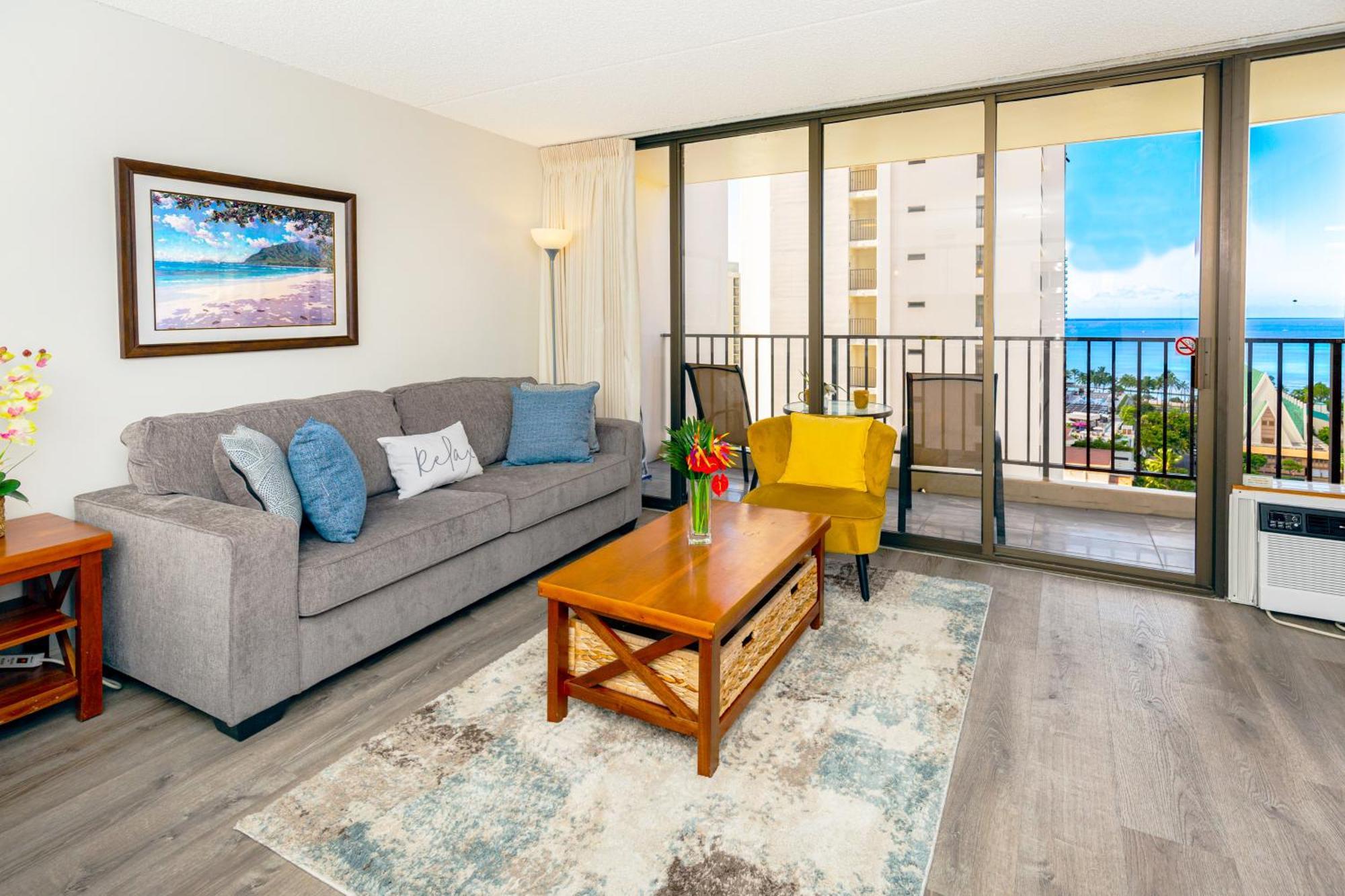 Renovated Ocean View Suite, Near Beach, Free Parking ホノルル エクステリア 写真