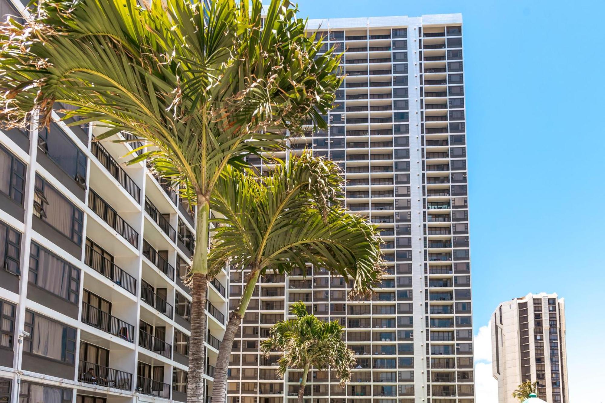 Renovated Ocean View Suite, Near Beach, Free Parking ホノルル エクステリア 写真