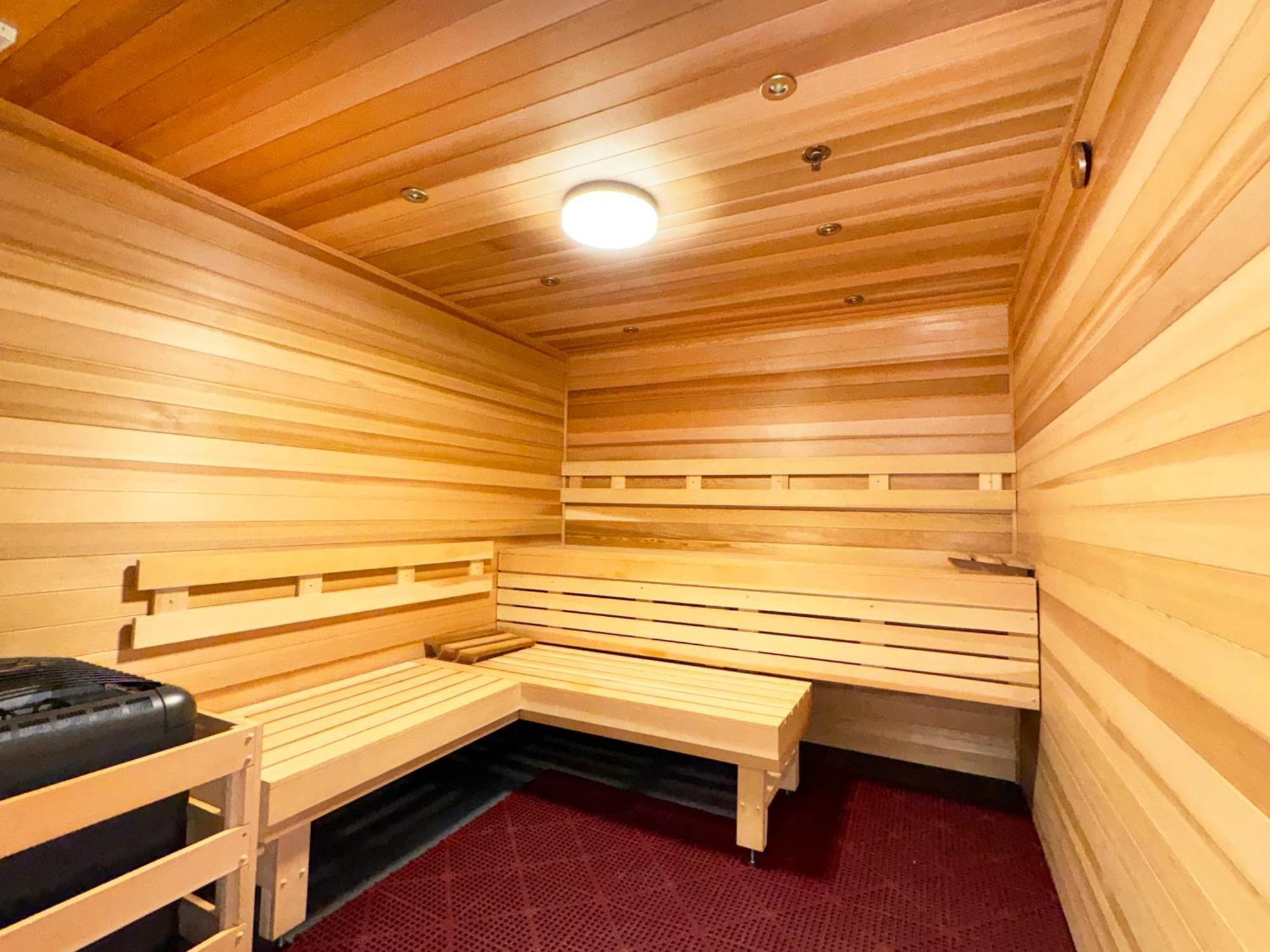 Renovated Ocean View Suite, Near Beach, Free Parking ホノルル エクステリア 写真